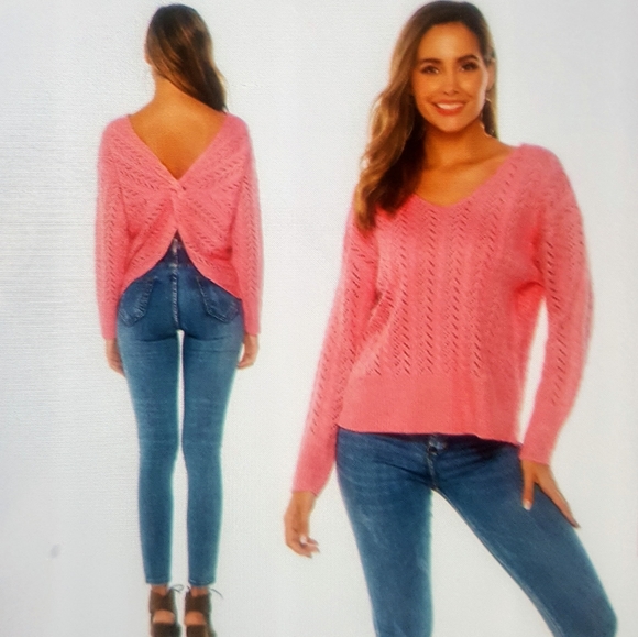 Backless Pullover Crossover Sweater - Picture 5 of 16